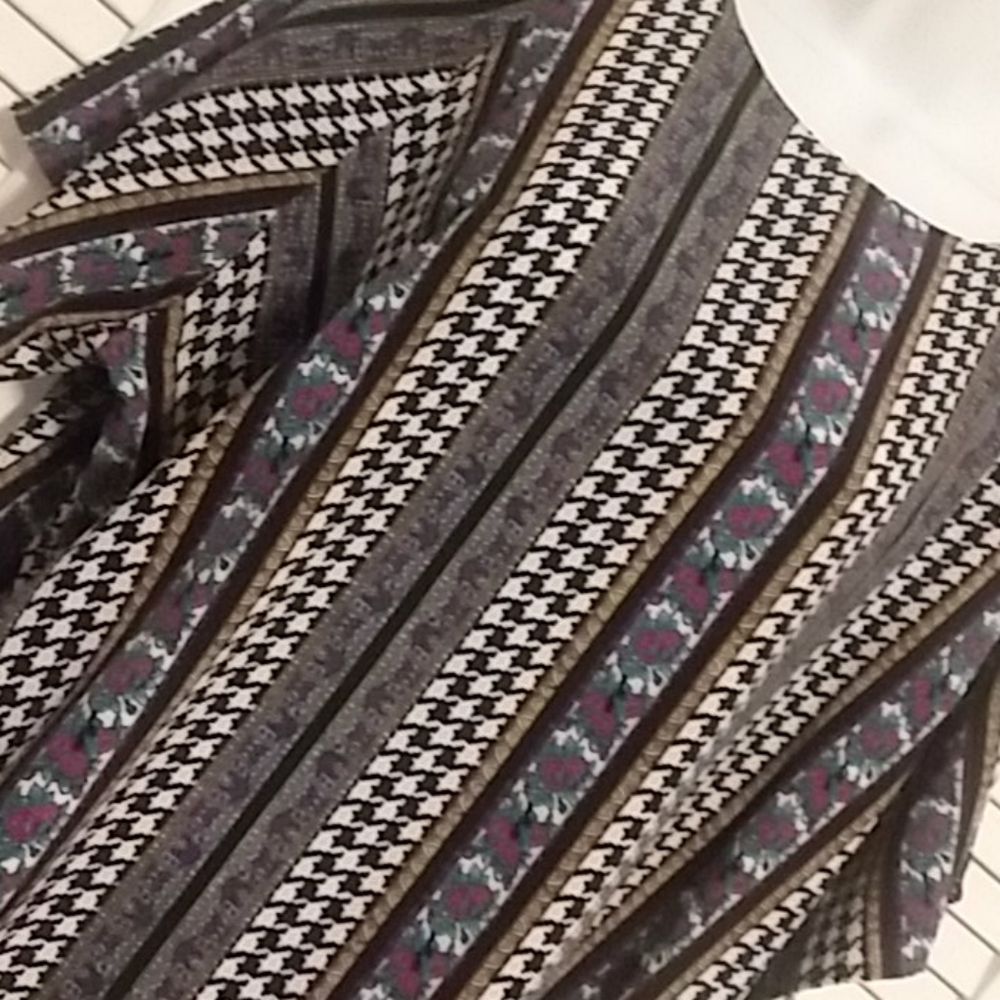 Vintage houndstooth floral top